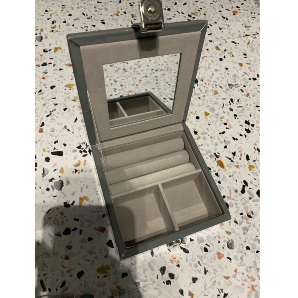 Smooth Leather Jewelry Box